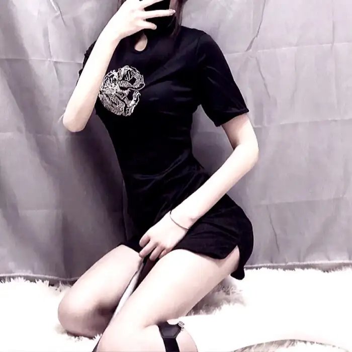 持摄像机的人